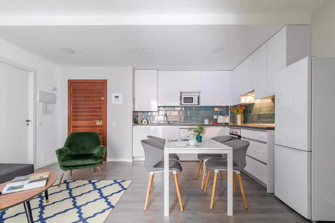 Apartamento Junto A Gran Via Madrid Bagian luar foto