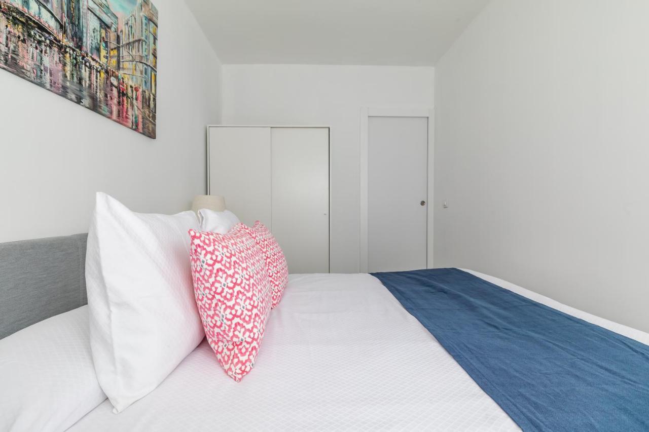Apartamento Junto A Gran Via Madrid Bagian luar foto